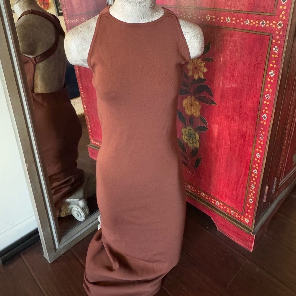 Ultra 90’s ribbed brown dress